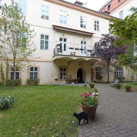 Husova * Prague
