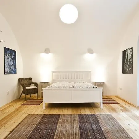 Apartment Husova Prague