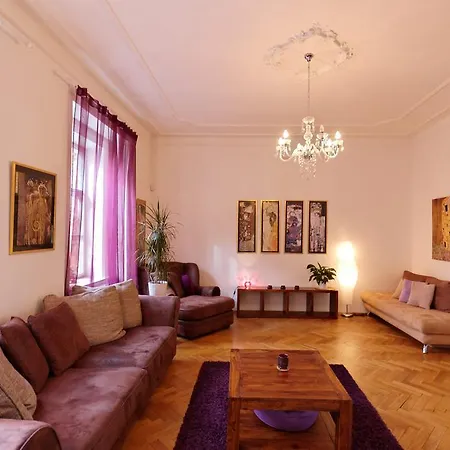 Apartment Husova